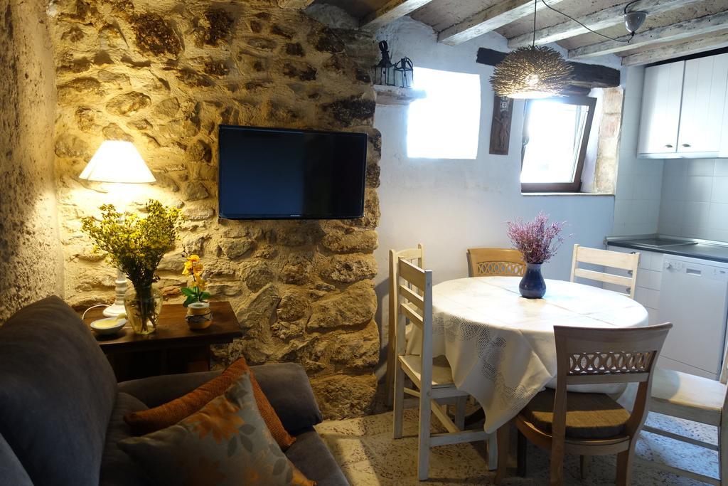 Apartamentos La Dama Azul Ágreda Szoba fotó